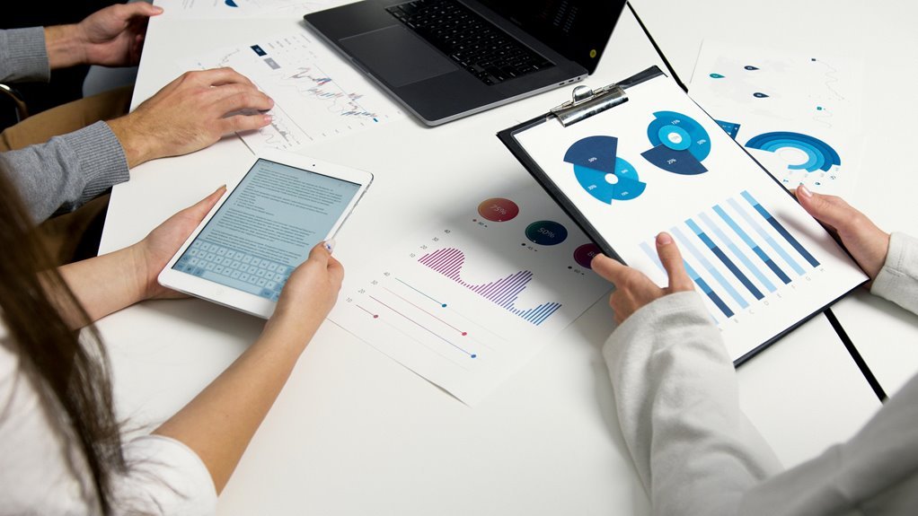 profitable e commerce business strategies